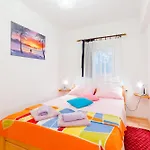 Appartamento Charming With Private Pool In Mastrinka - 98 Sqm Traù