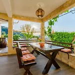 Charming With Private Pool In Mastrinka - 98 Sqm Appartamento Traù
