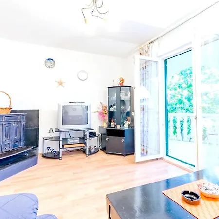 Apartment Charming With Private Pool In Mastrinka - 98 Sqm Trogir