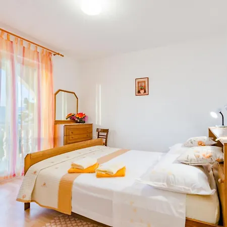 Apartment Charming Mastrinka With Private Pool