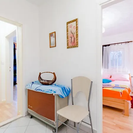 Charming With Private Pool In Mastrinka - 98 Sqm Appartamento Traù